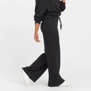 Spanx AirLuxe Wide Leg Pant